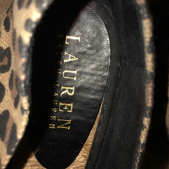 Shoes - Picture 3 of 4